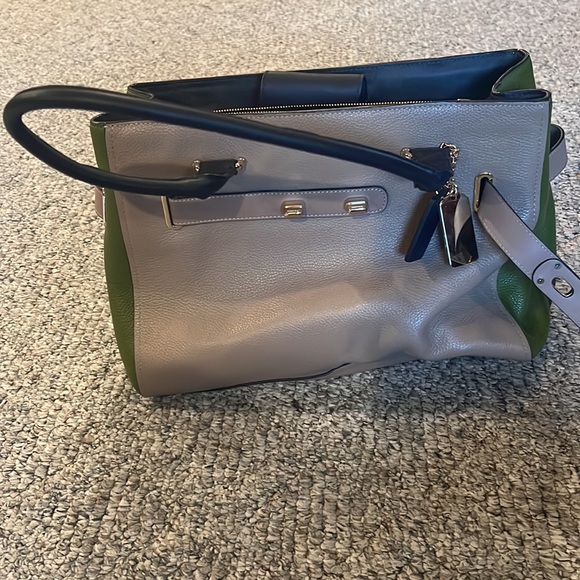 Coach Shoulder Bag - Picture 2 of 3